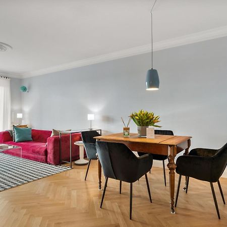 Cls Zentrale City-Wohnung In Hamburg Mit E-Laden Und Tiefgarage, Grosser Balkon, Blick Ueber Hamburg, Parkplatz, Cafe Im Haus, Bushaltestelle Direkt Gegenueber, Flex Check In Exterior photo